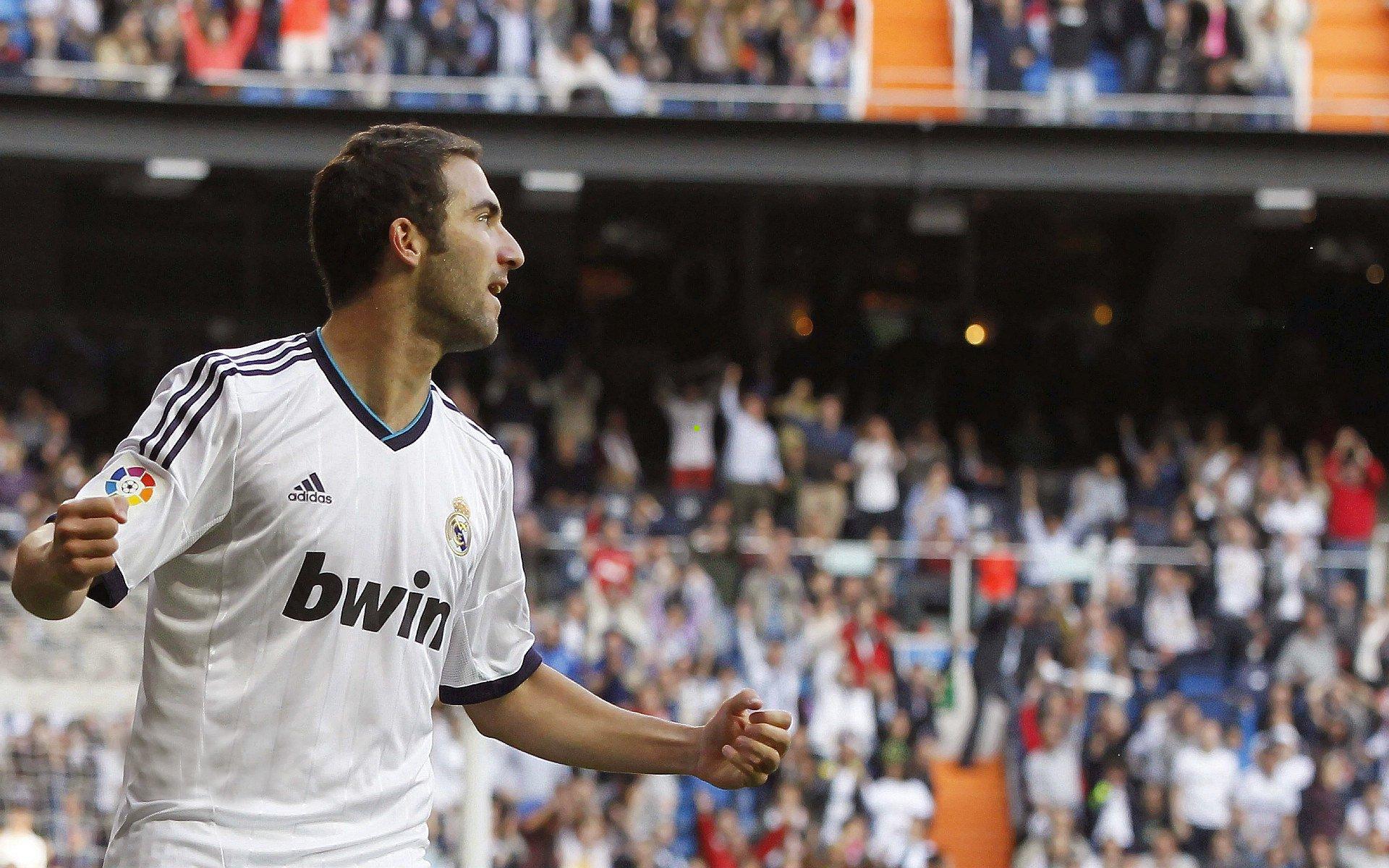 皮尔斯震撼断言，肯扬-马丁若替追梦，勇士王朝四冠辉煌依旧